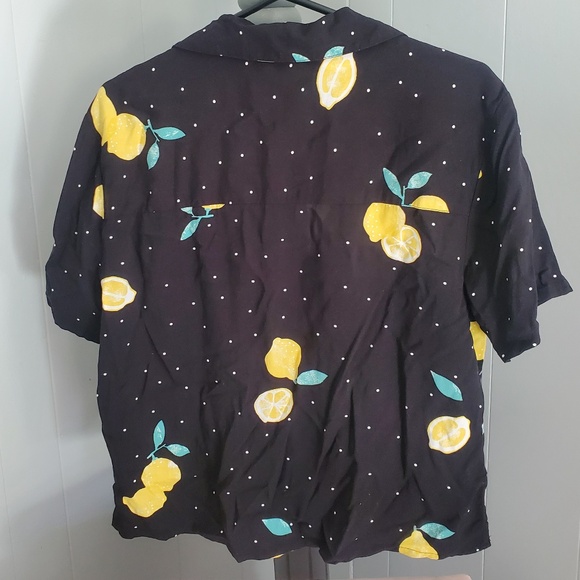 Lemon print polka dot Arizona button-down shirt, size S, fair condition - Picture 2 of 7